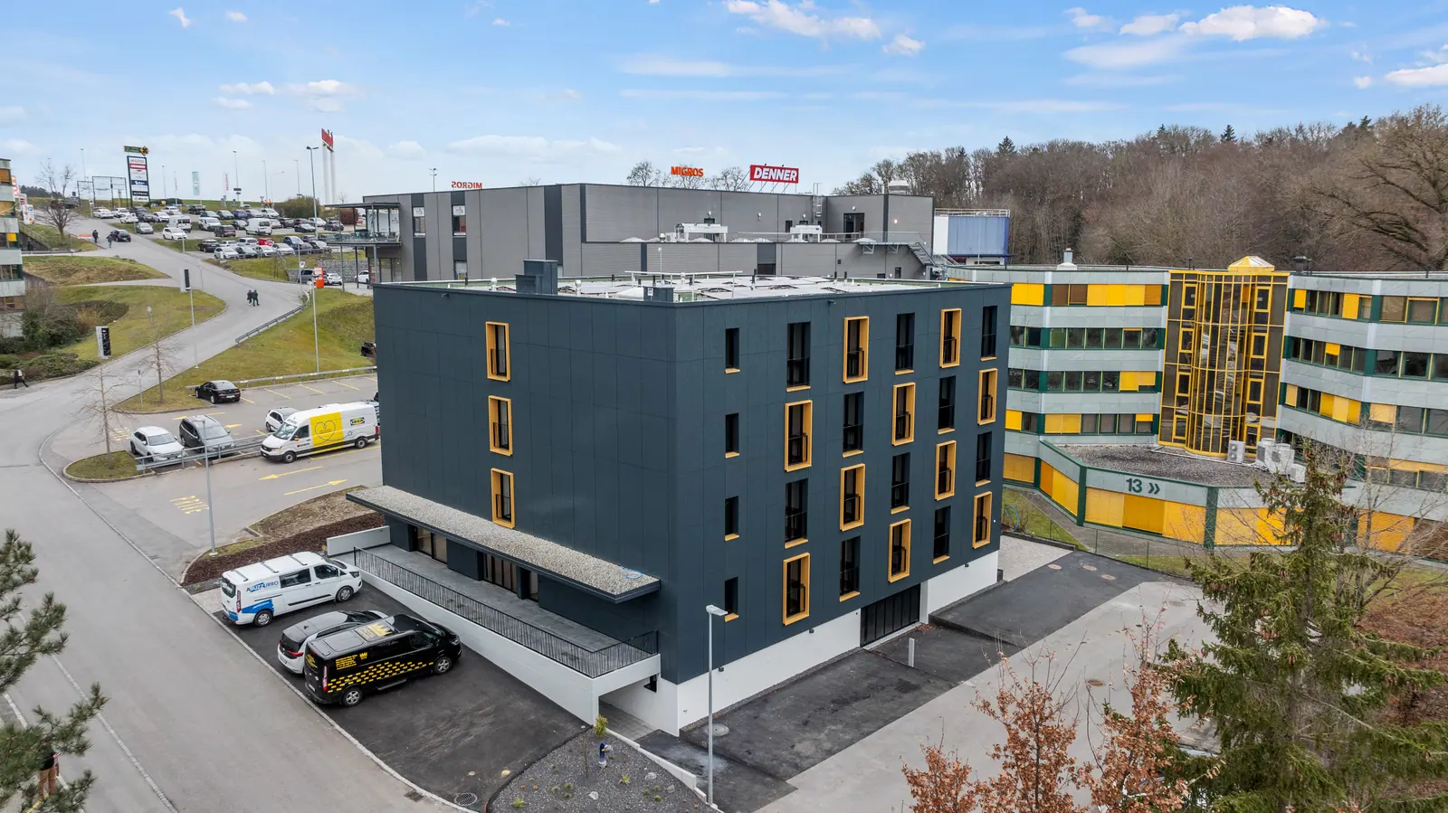 Façade nord et accès de livraison